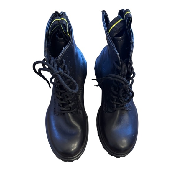 ECCO Women's Tredtray High Cut Boot Fashion - Black NWT - Picture 6 of 9